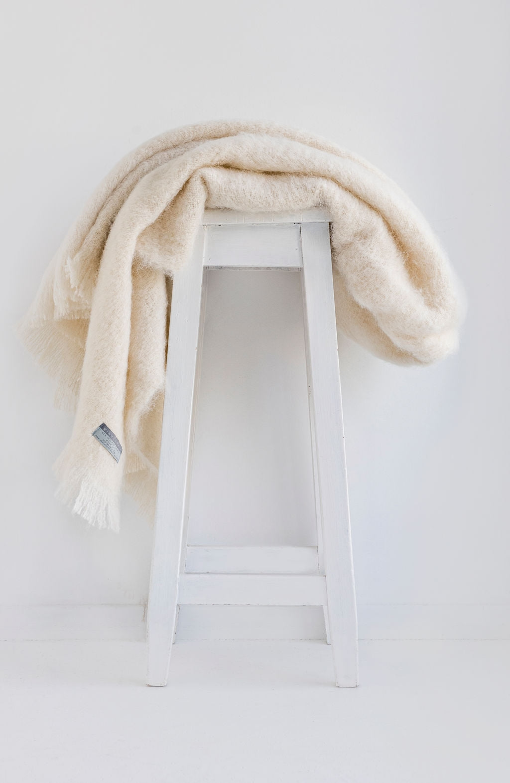 Masterweave Windermere Alpaca Throw - Cream
