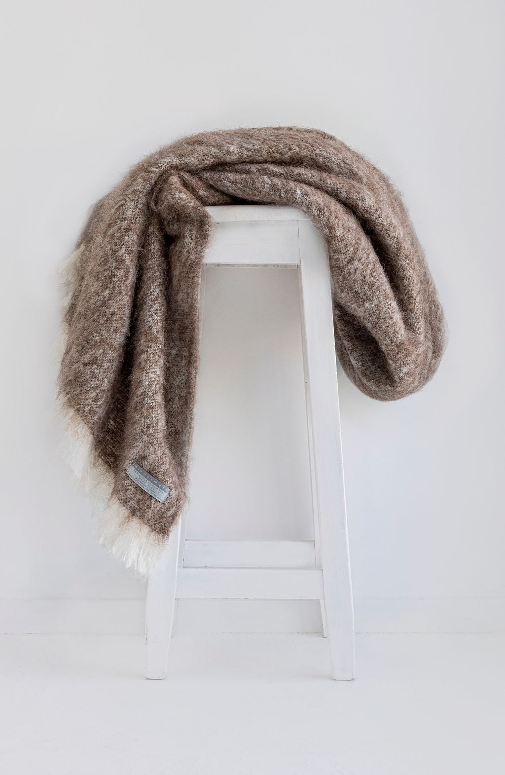 Masterweave WIndermere Alpaca Throw - Pumice
