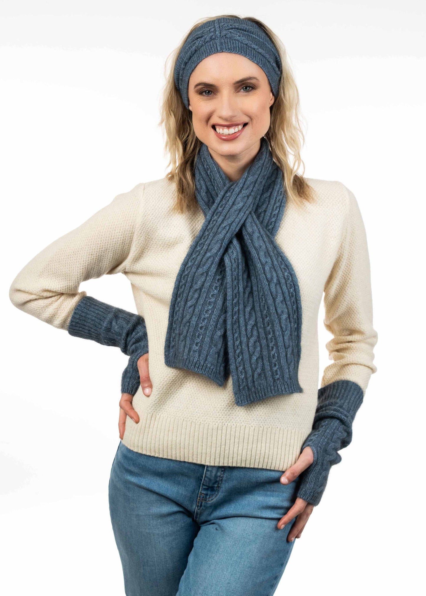 Merino Possum Cable Scarf - KO132